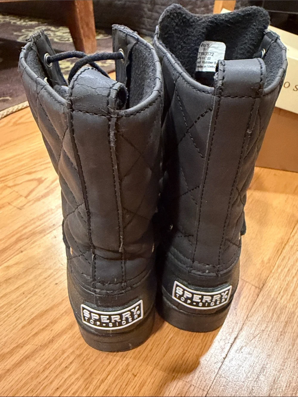 Sperry Women’s Black Quilted Winter Boots